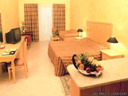 Ramee Hotel Apartments Dubai Bilik gambar